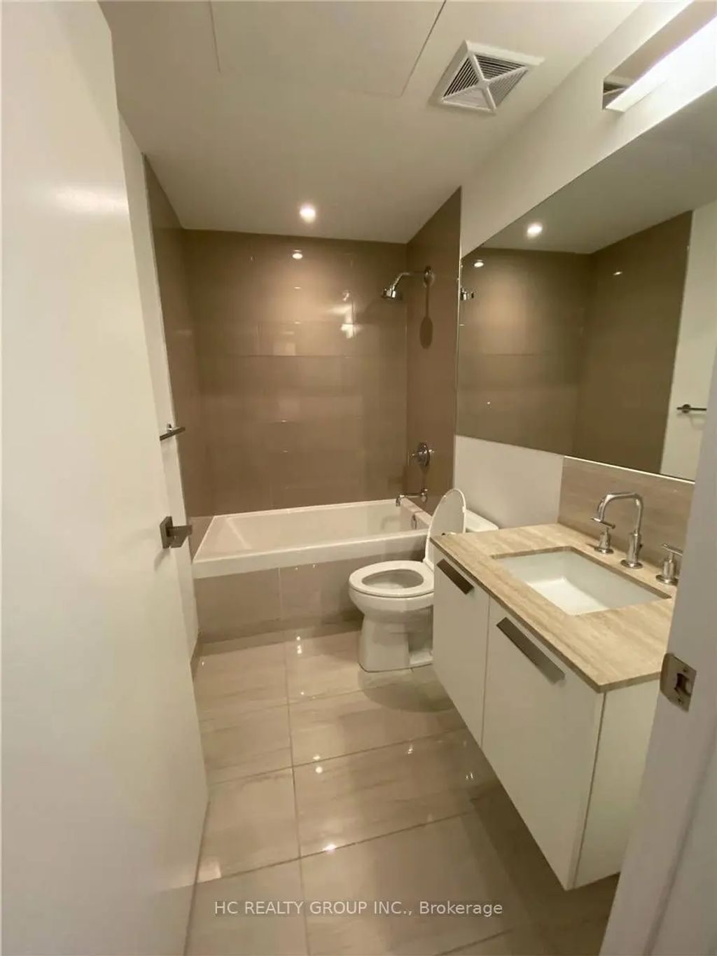 50 Charles Street E 806, Toronto C08