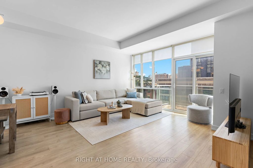 116 George Street N505, Toronto C08