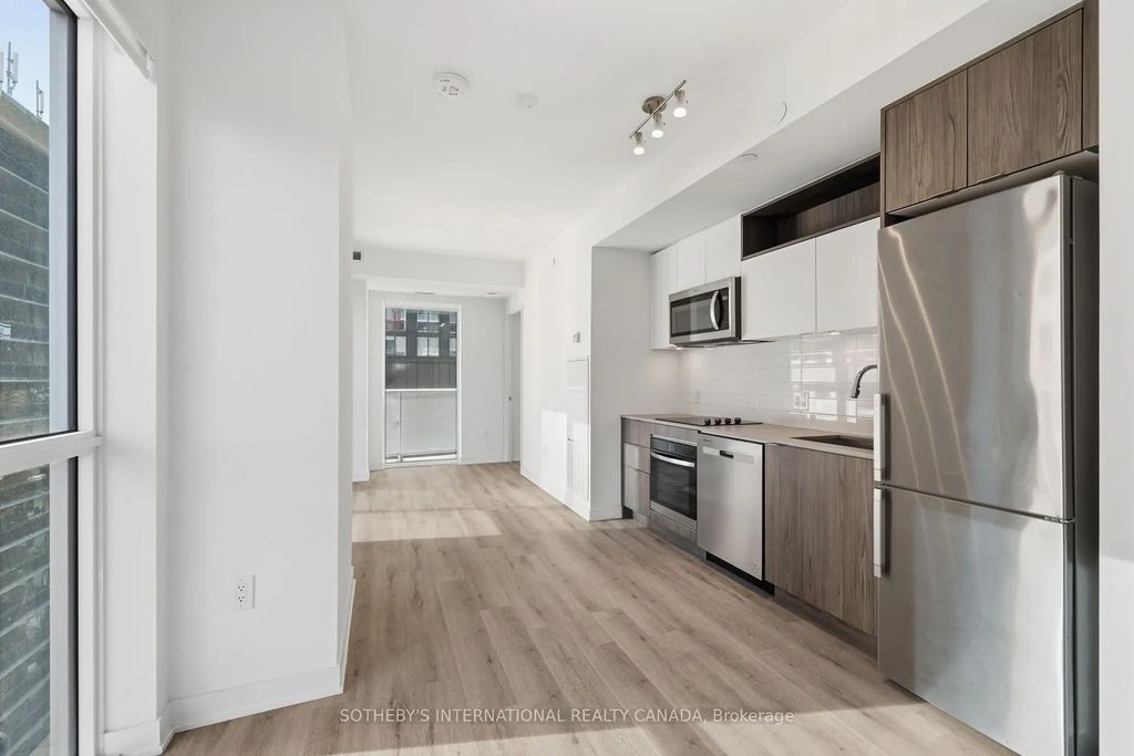 100 Dalhousie Street 907, Toronto C08
