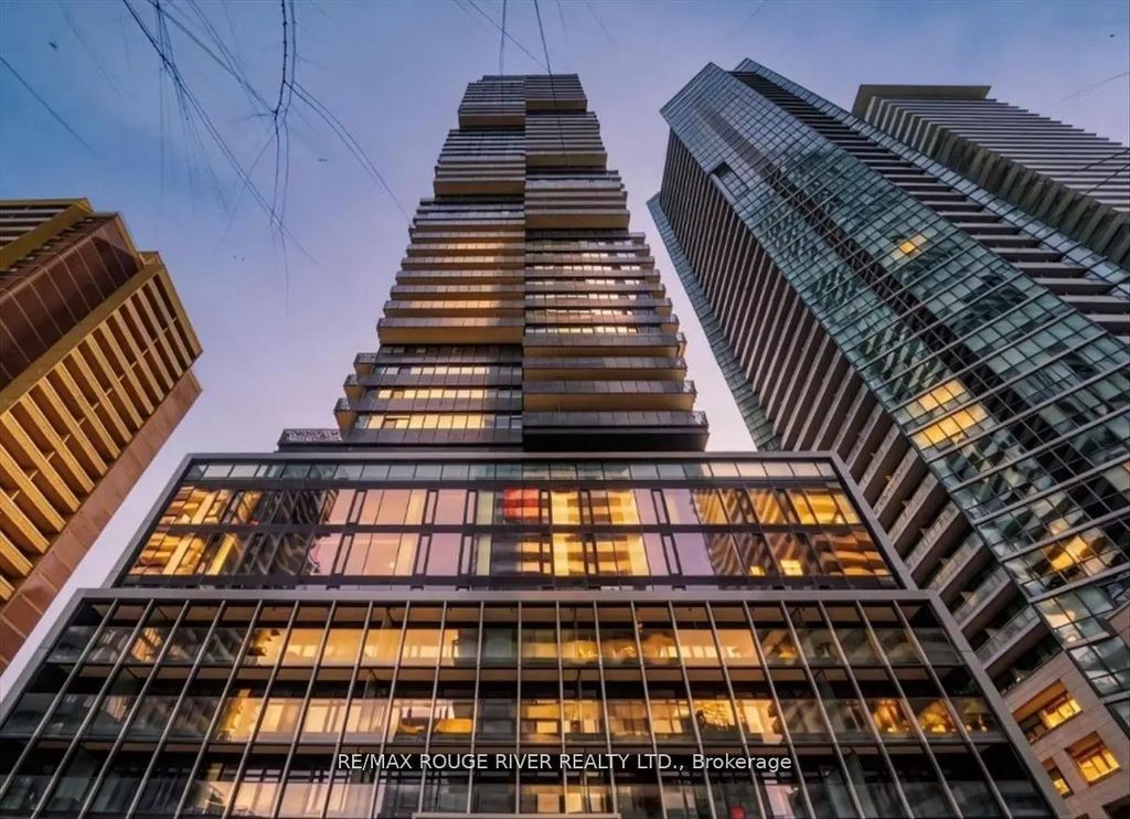 55 Charles Street E 3808, Toronto C08