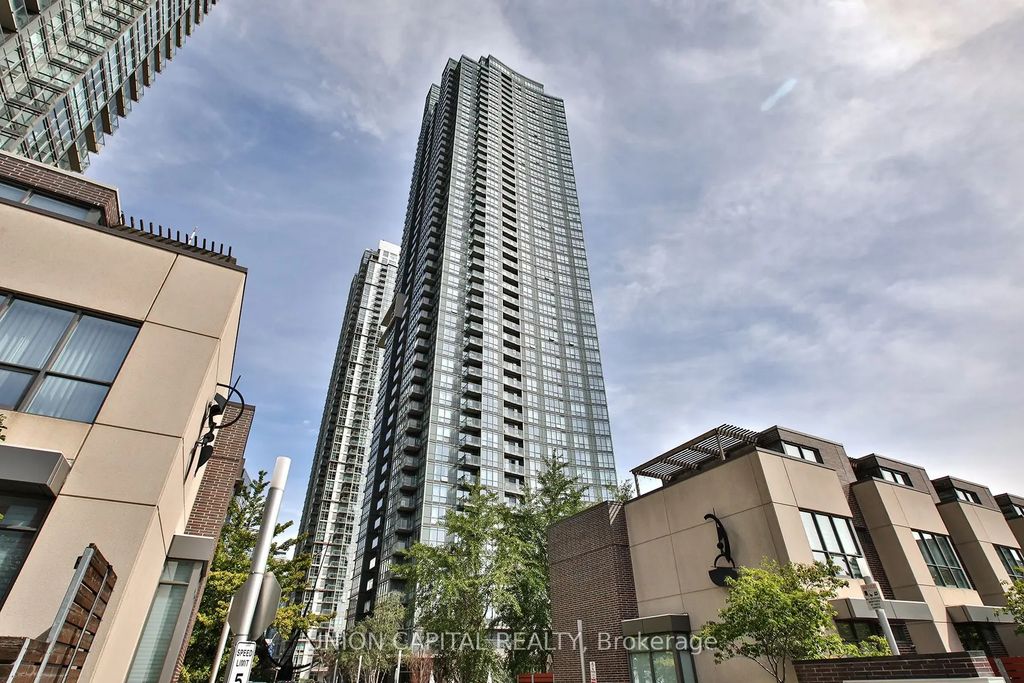 11 Brunel Court 2809, Toronto C01