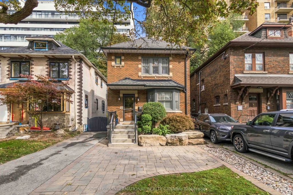 25 Cortland Avenue, Toronto C04