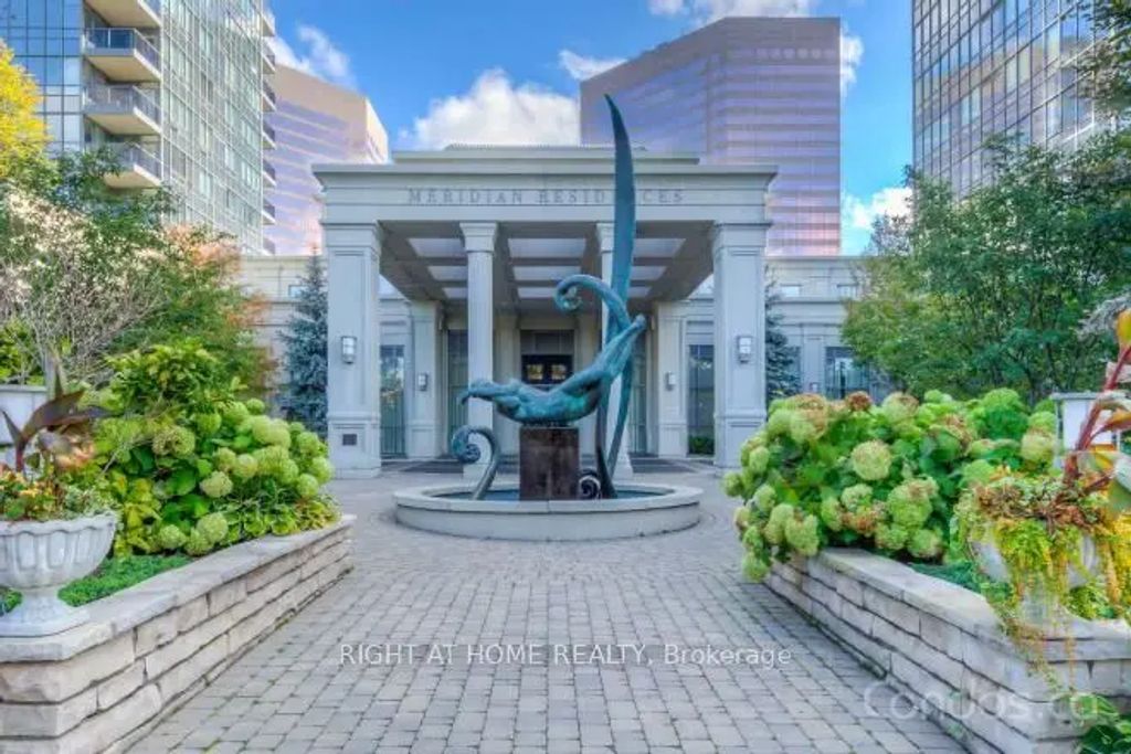 15 Greenview Avenue 1505, Toronto C07