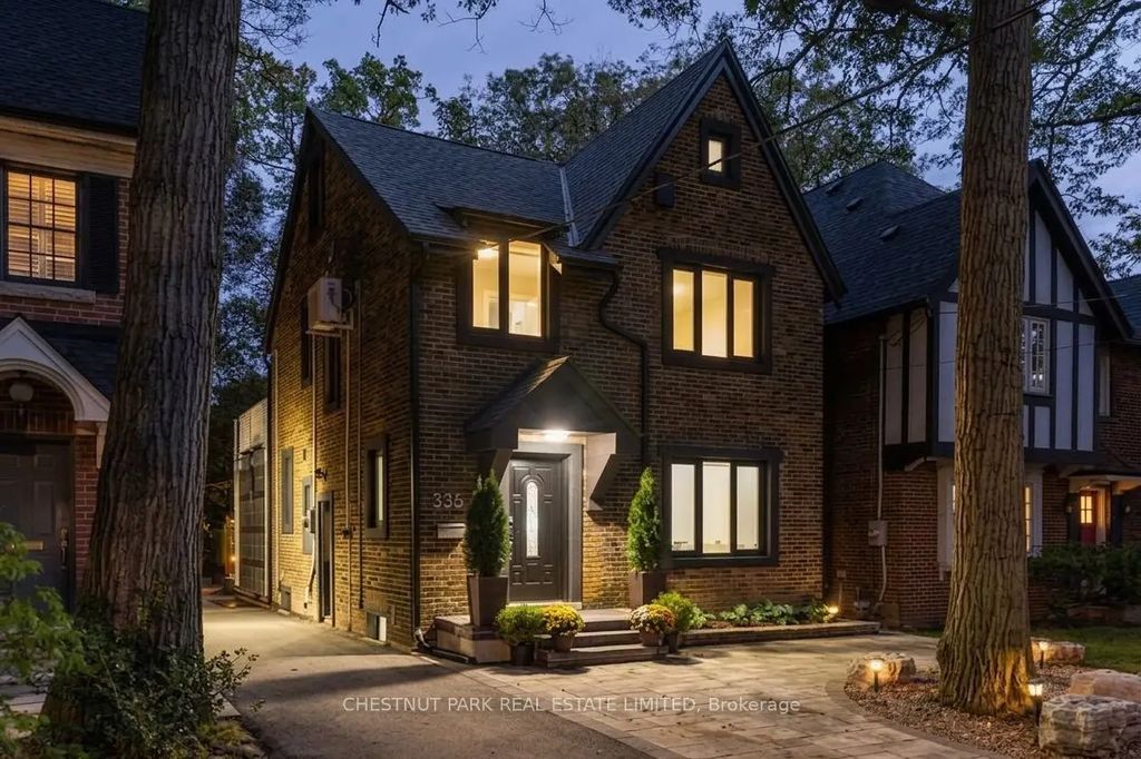 335 St Clair Avenue E, Toronto C09