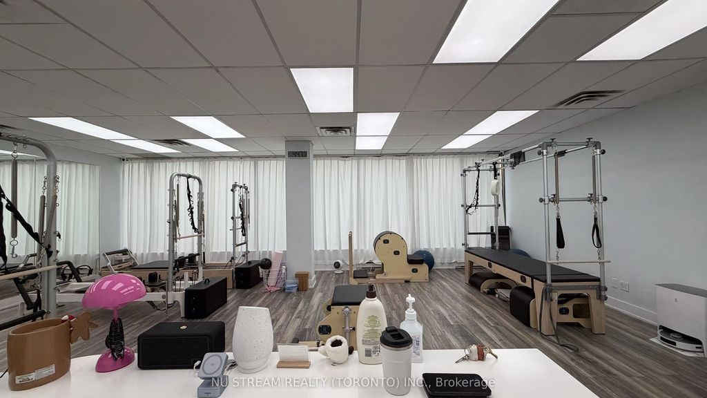 5635 Yonge Street 207, Toronto C14