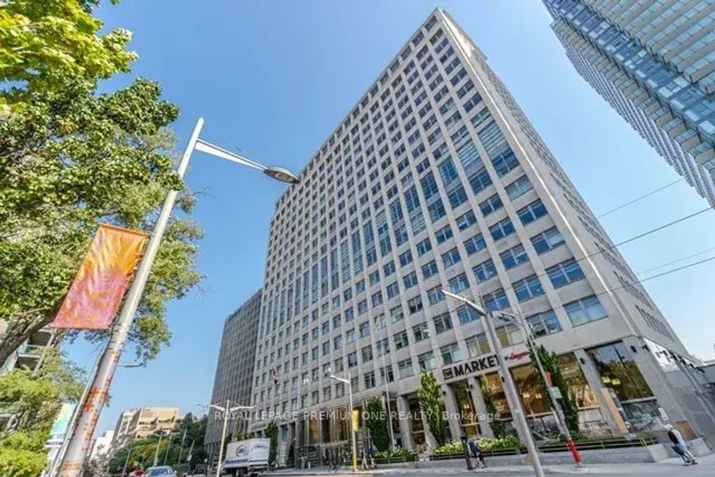 111 St Clair Avenue W 1903, Toronto C02