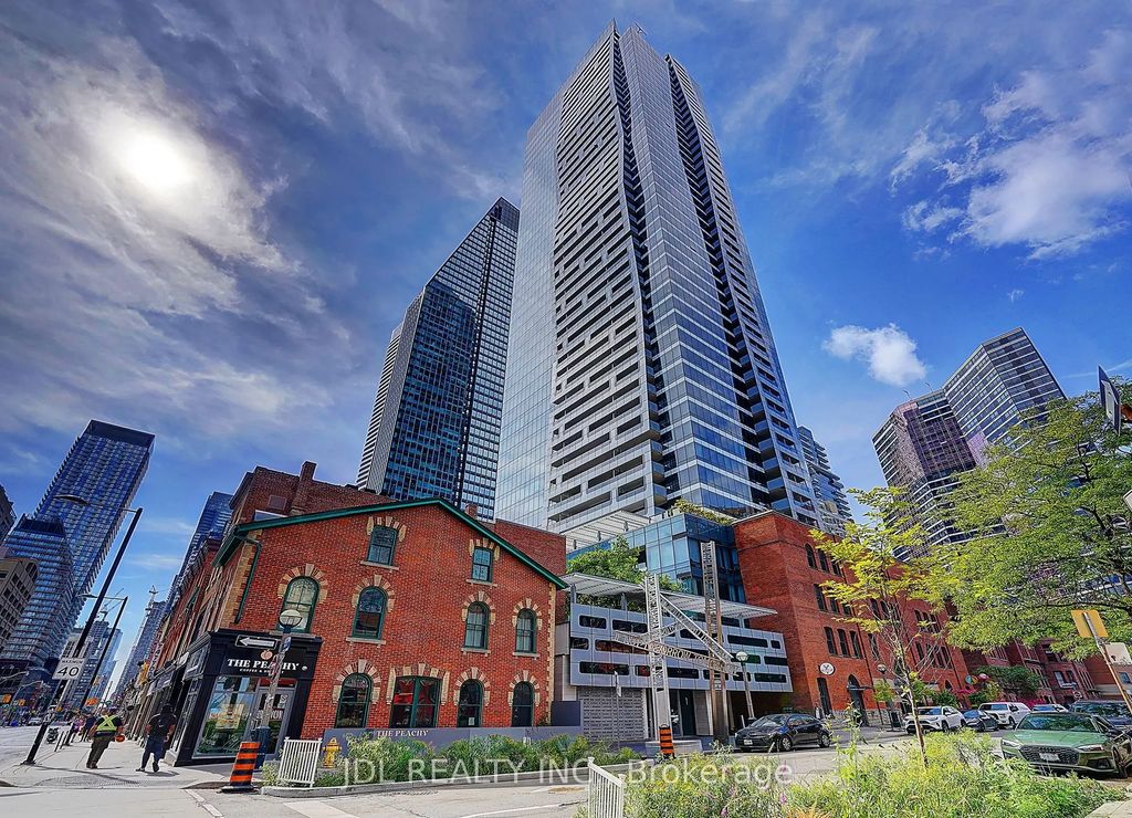 5 St Joseph Street 4502, Toronto C01