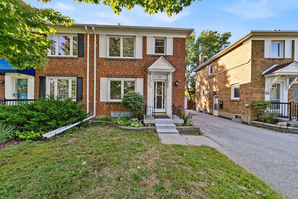 63 Thursfield Crescent, Toronto C11