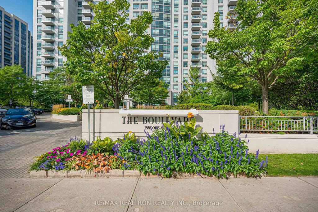 188 Doris Avenue 515, Toronto C14
