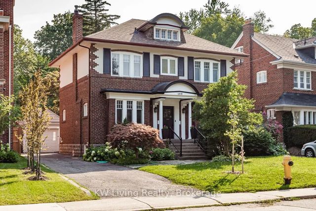 180 Dinnick Crescent, Toronto C04