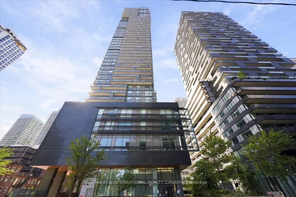 39 Roehampton Avenue 1808, Toronto C10