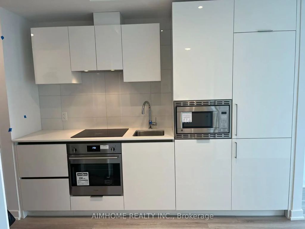 238 Simcoe St Street 2802, Toronto C01