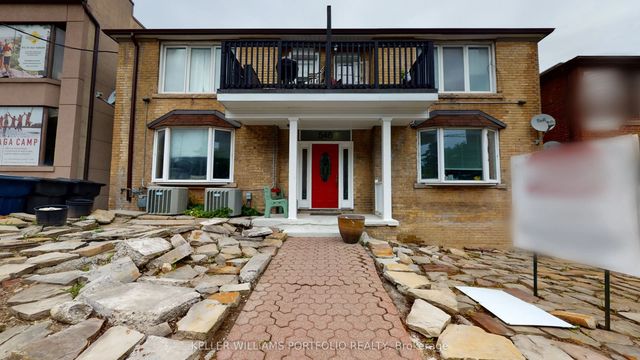546 Eglinton Avenue E 5, Toronto C10