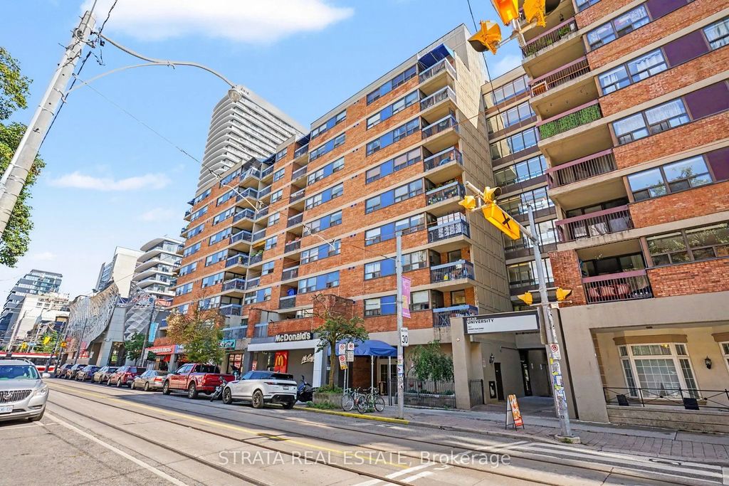 105 Mccaul Street 607, Toronto C01