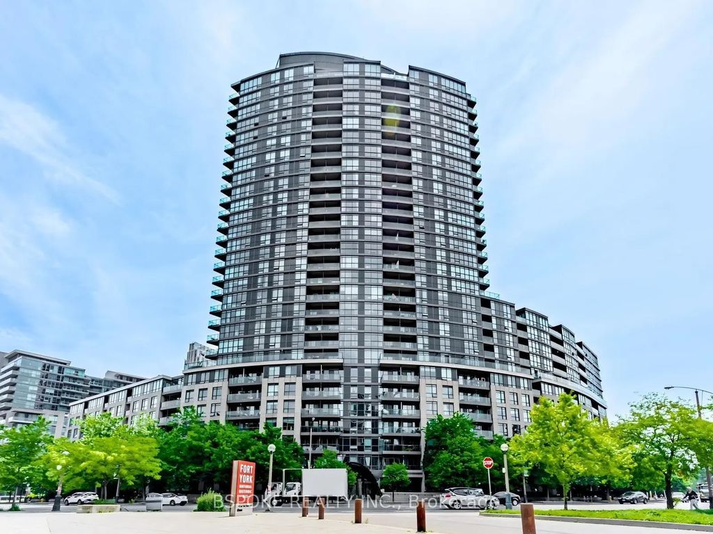 231 Fort York Boulevard 235, Toronto C01