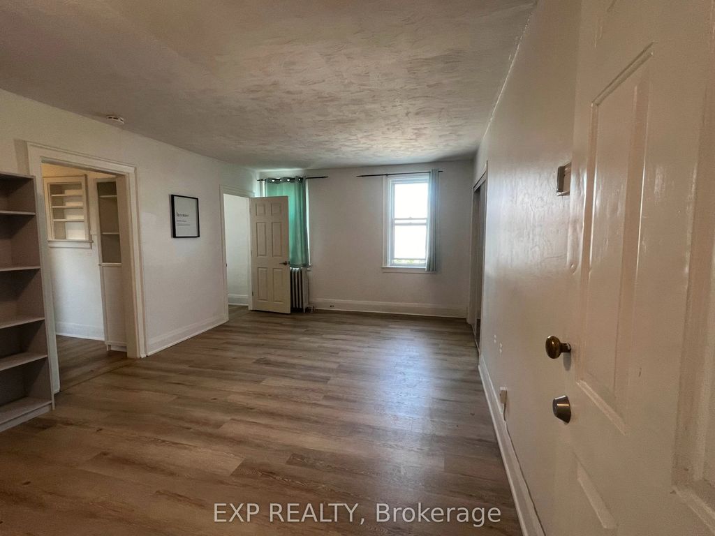 102 Greensides Avenue 8, Toronto C02