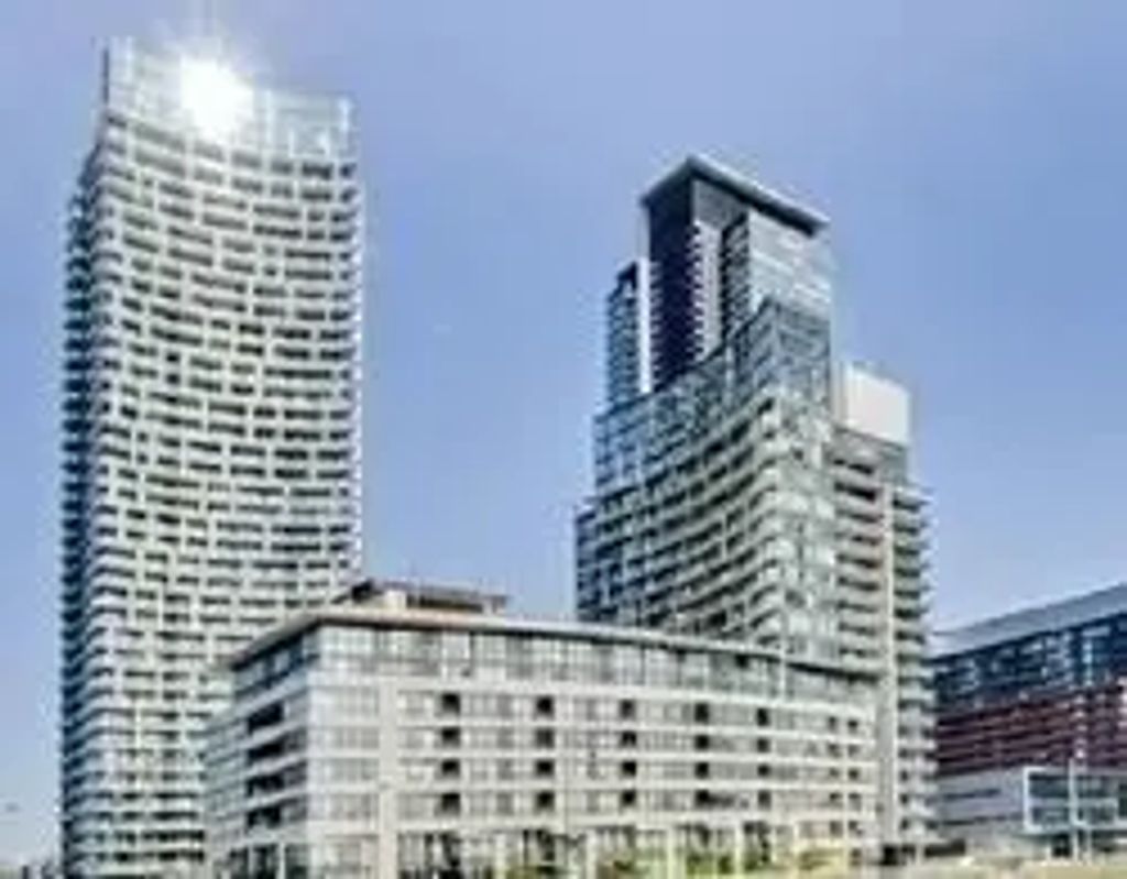 25 Capreol Court 2706, Toronto C01