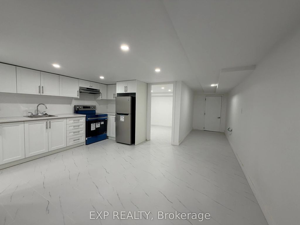 804 St Clair Avenue W Bsmt, Toronto C03