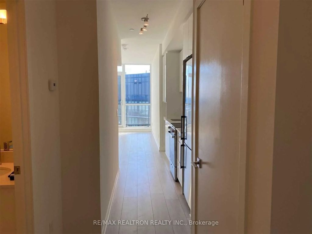 49 East Liberty Street 2606, Toronto C01