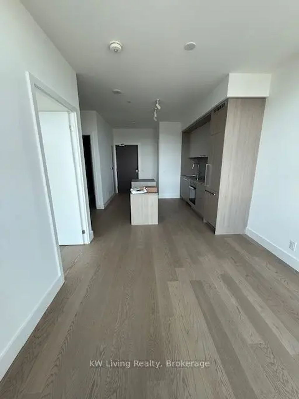 6 Greenbriar Road 1017, Toronto C15