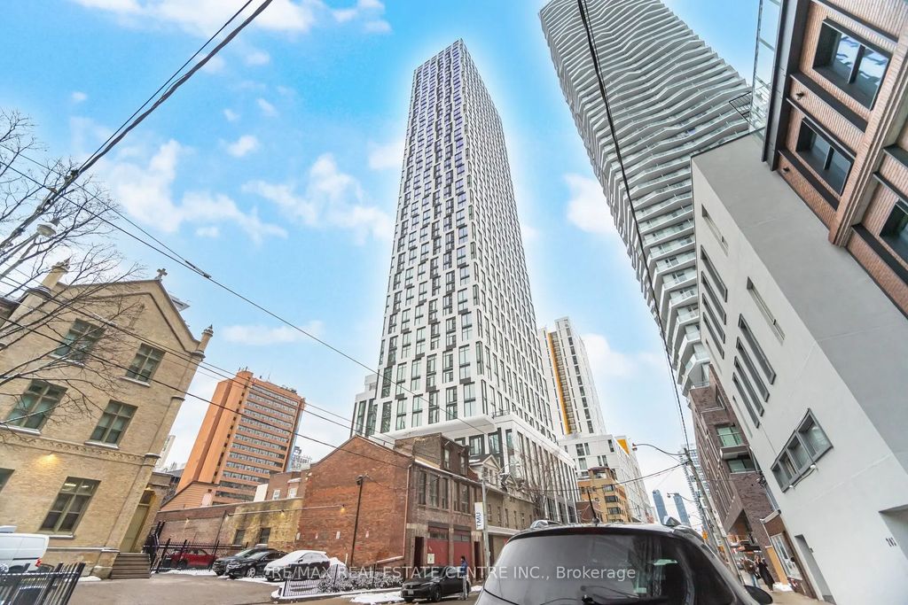252 Church Street 2715, Toronto C08