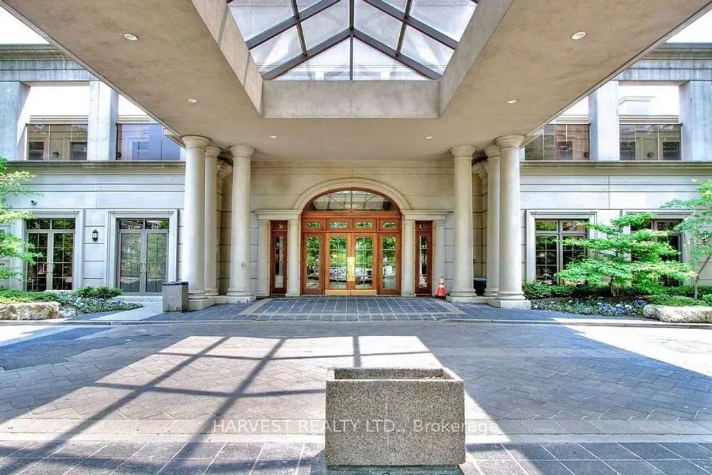 80 Harrison Garden Boulevard 1015, Toronto C14