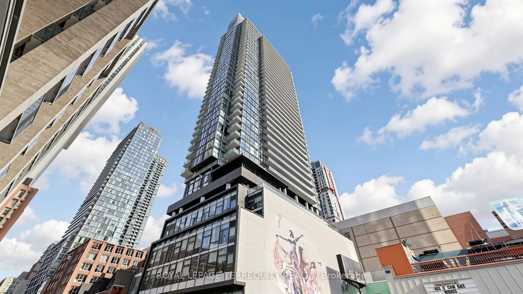 290 Adelaide Street W 3512, Toronto C01