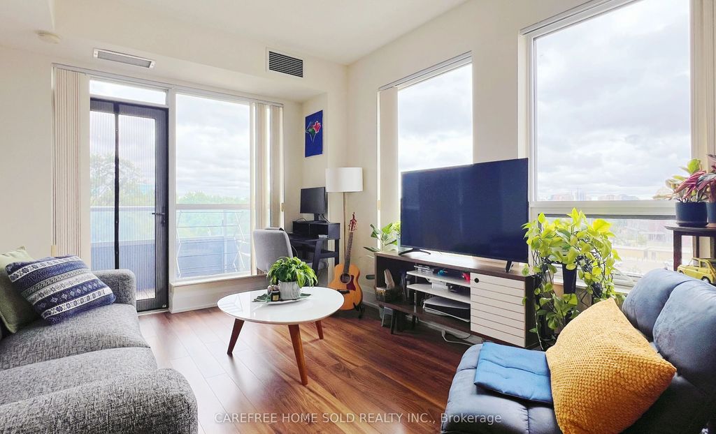 120 Harrison Garden Boulevard 527, Toronto C14