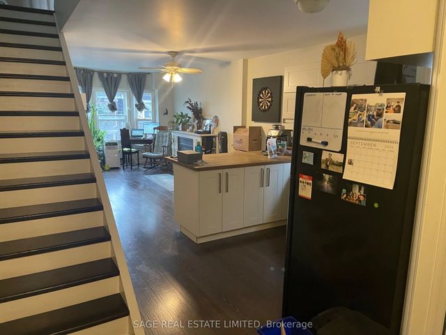 716 Ossington Avenue 2nd Flr, Toronto C01