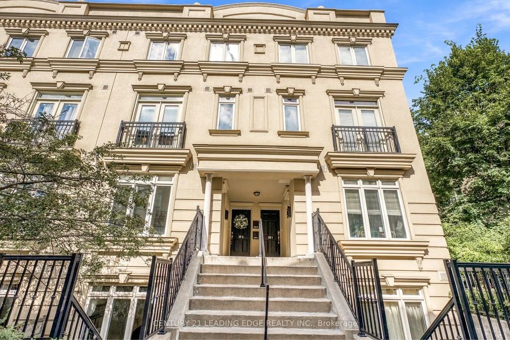 98 Carr Street Th5, Toronto C01