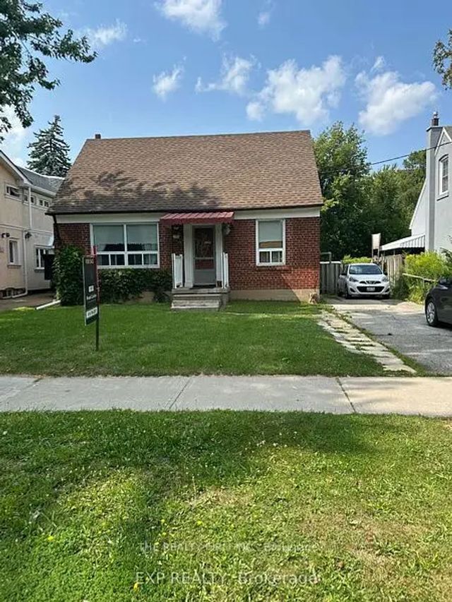 12 Pleasant Avenue, Toronto C07