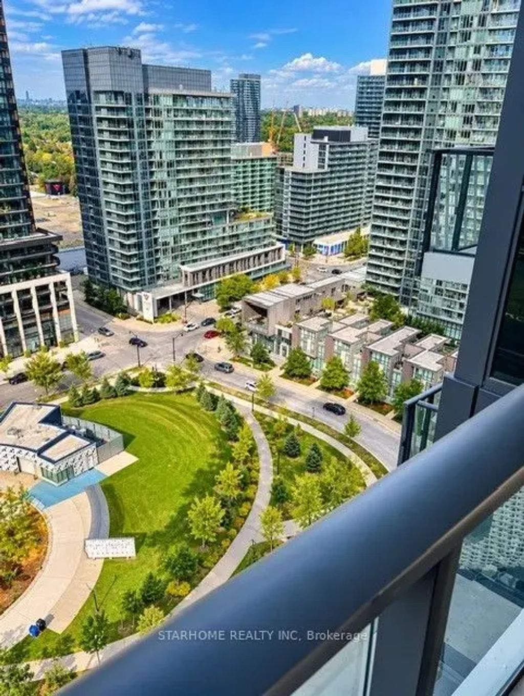 95 Mcmahon Drive 2109, Toronto C15
