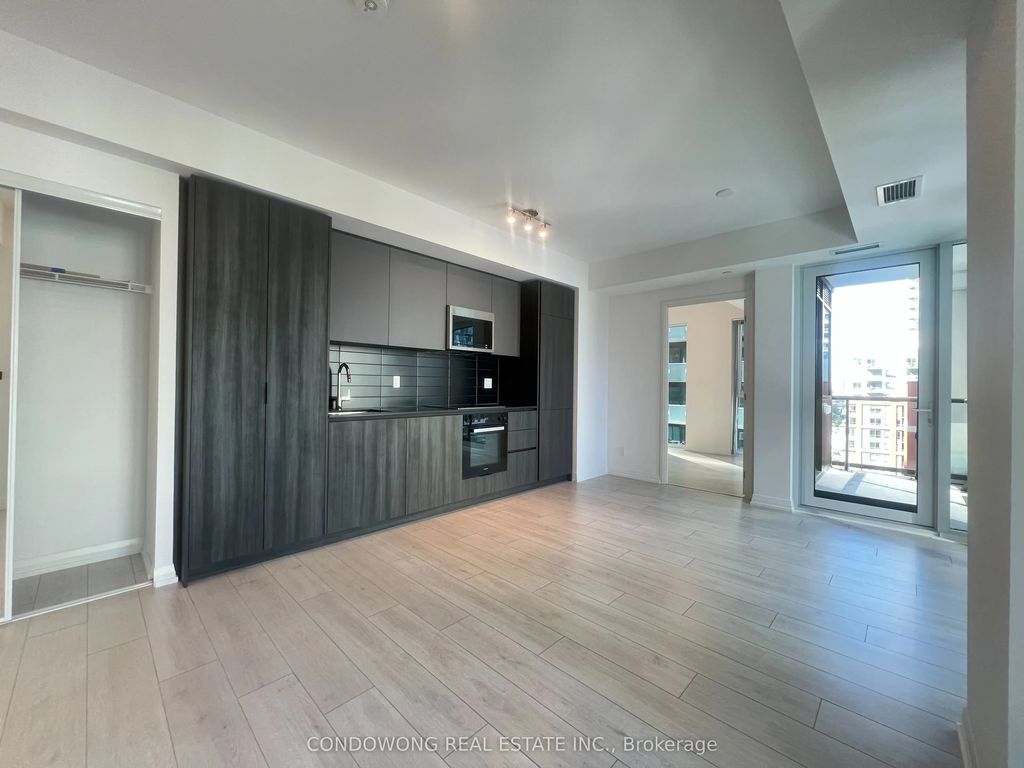 400 King Street W 1606, Toronto C01