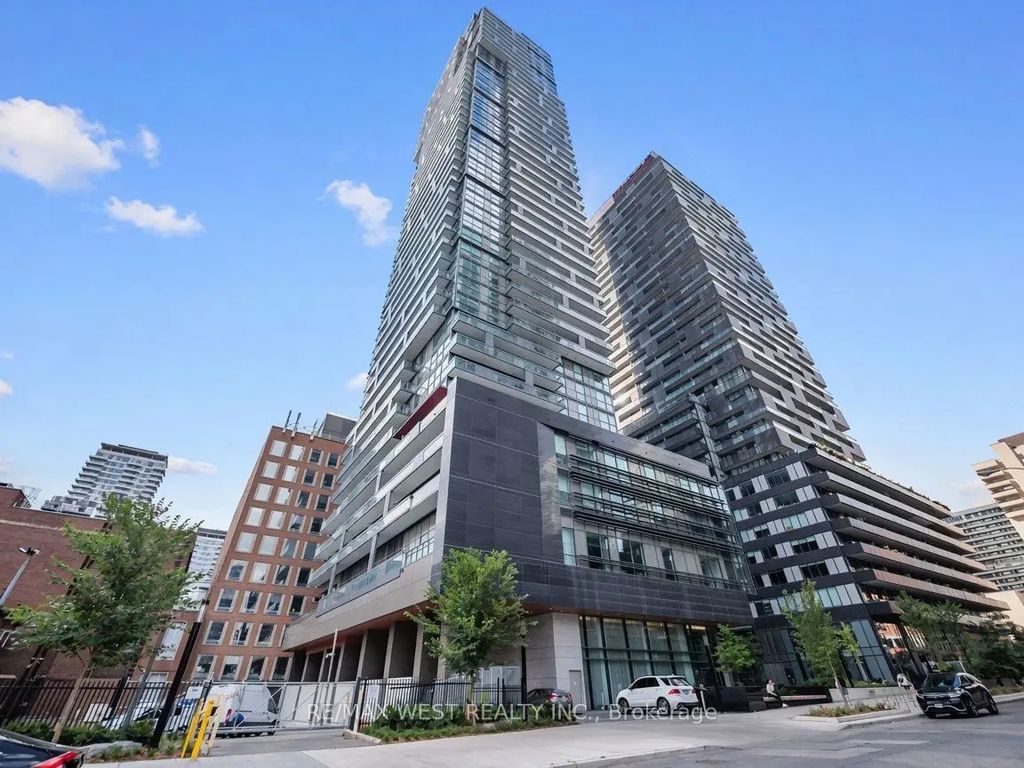 39 Roehampton Avenue 1107, Toronto C10
