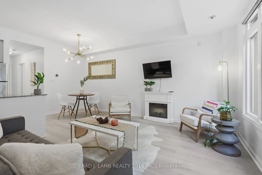 80 Carr Street 29, Toronto C01