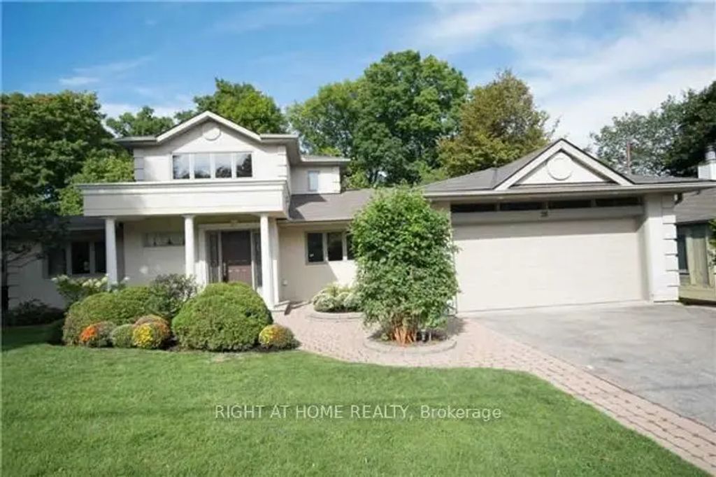 28 Restwell Crescent, Toronto C15