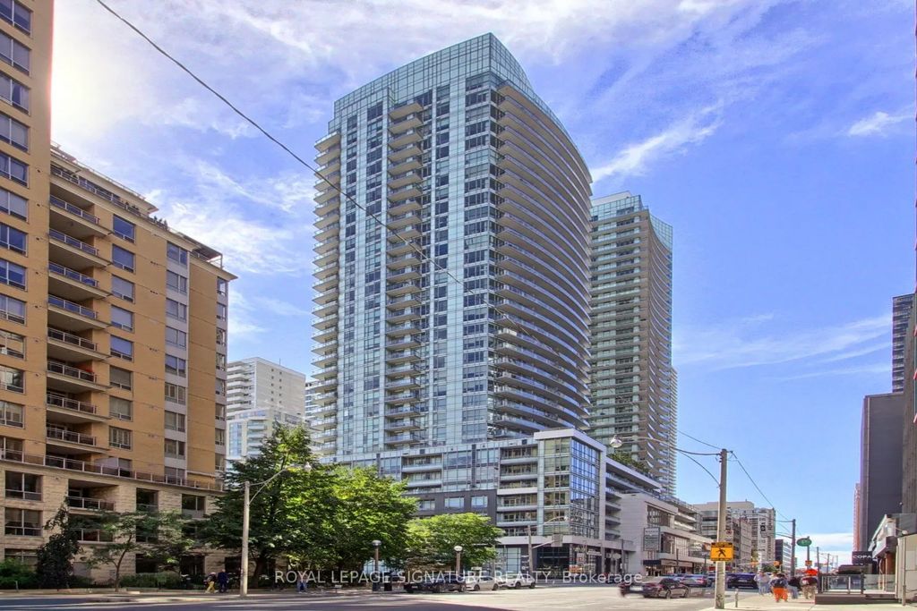 98 Lillian Street 1812, Toronto C10