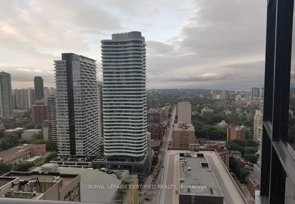 25 Carlton Street 3306, Toronto C08