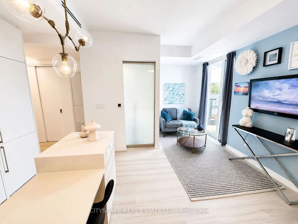 185 Alberta Avenue 506, Toronto C03