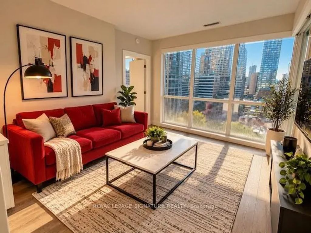 88 Cumberland Street 1003, Toronto C02
