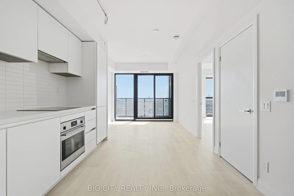25 Frederick Todd Way 2201, Toronto C11