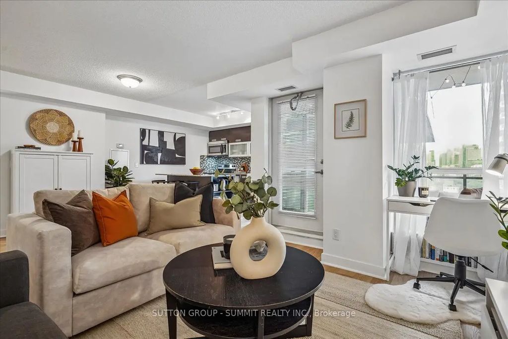 100 Western Battery Road 1012, Toronto C01