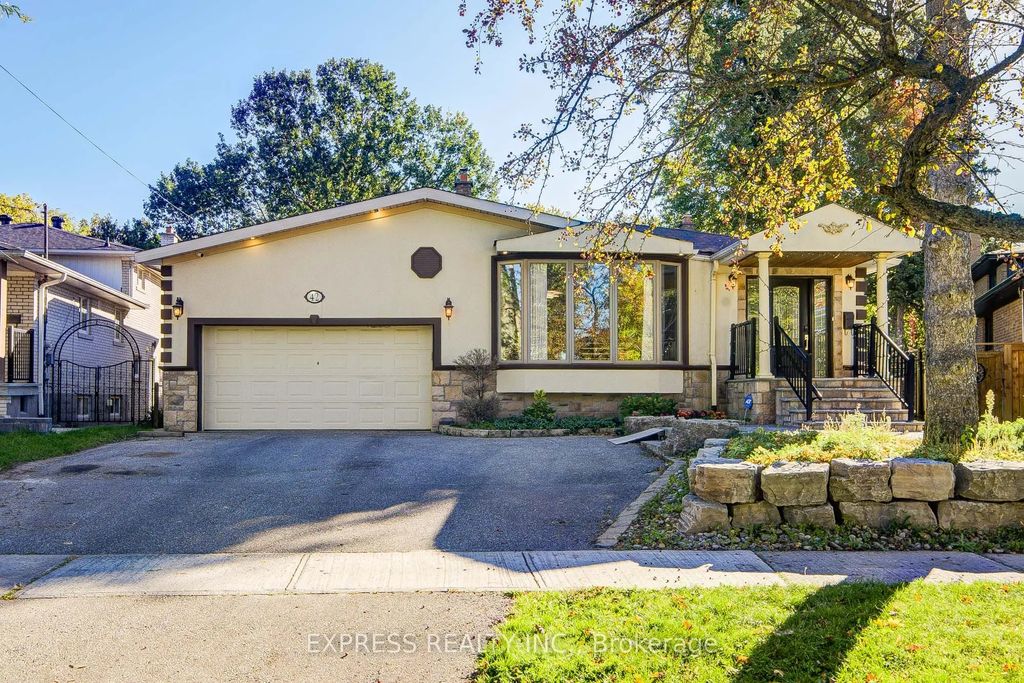 42 Gatehead Road, Toronto C15