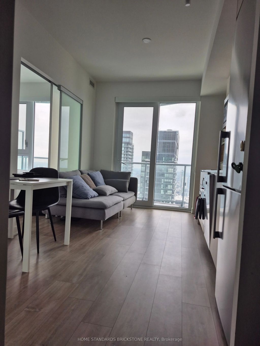 100 Dalhousie Street 4206, Toronto C08