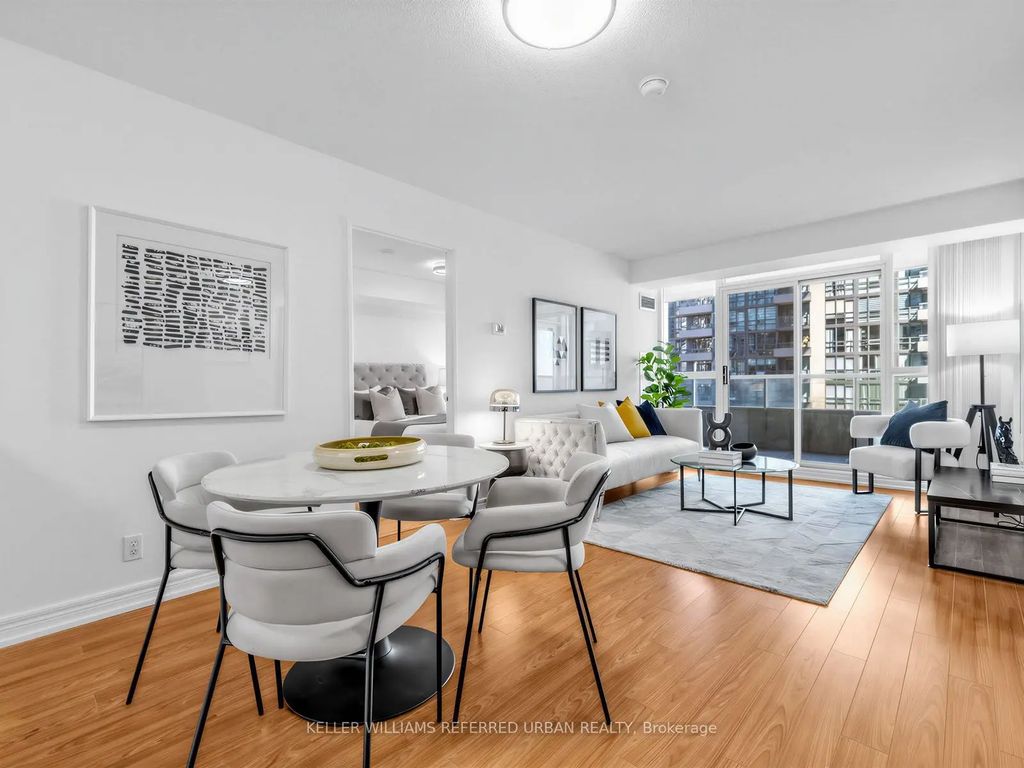 23 Hollywood Avenue 1807, Toronto C14
