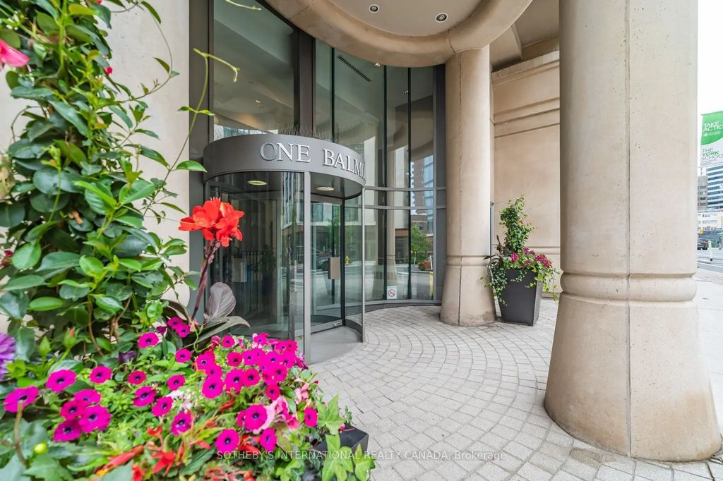 1 Balmoral Avenue 201, Toronto C02