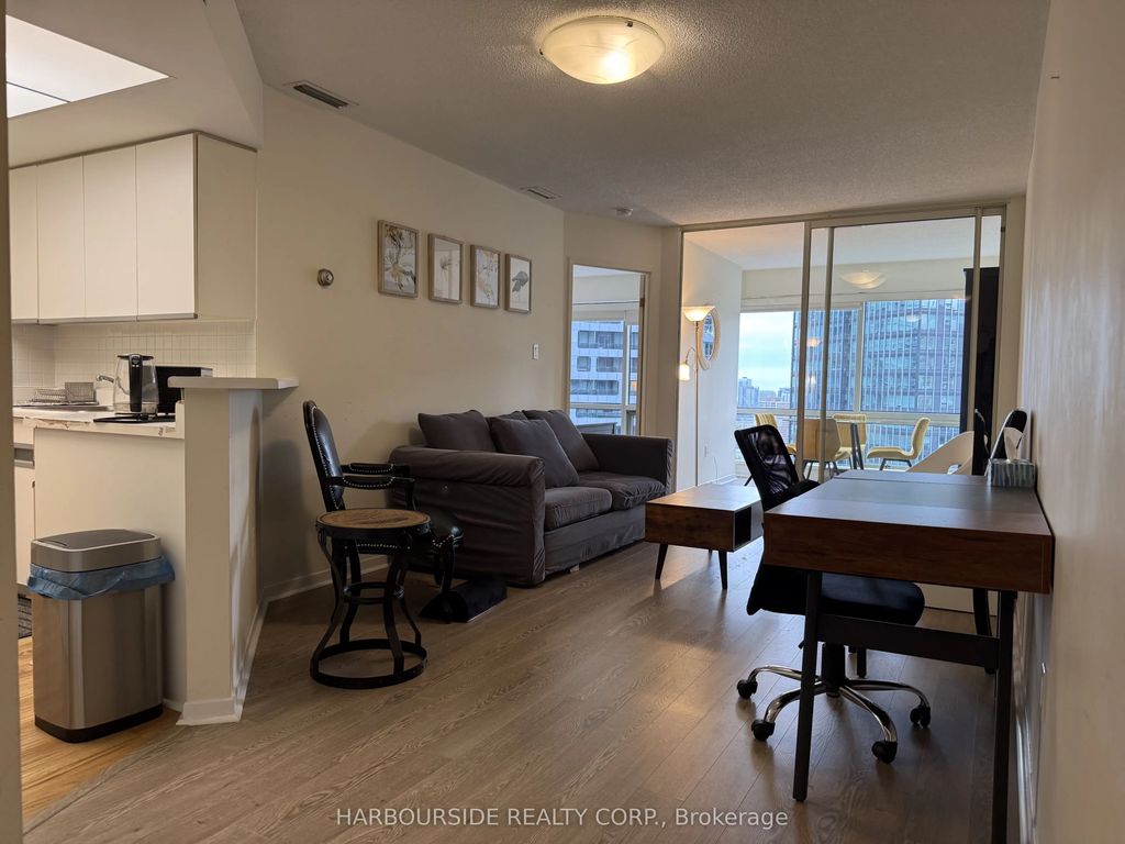 1001 Bay Street 2605, Toronto C01