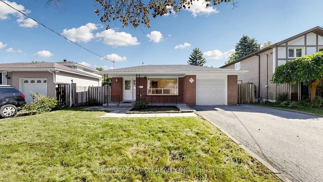 23 Lesgay Crescent, Toronto C15