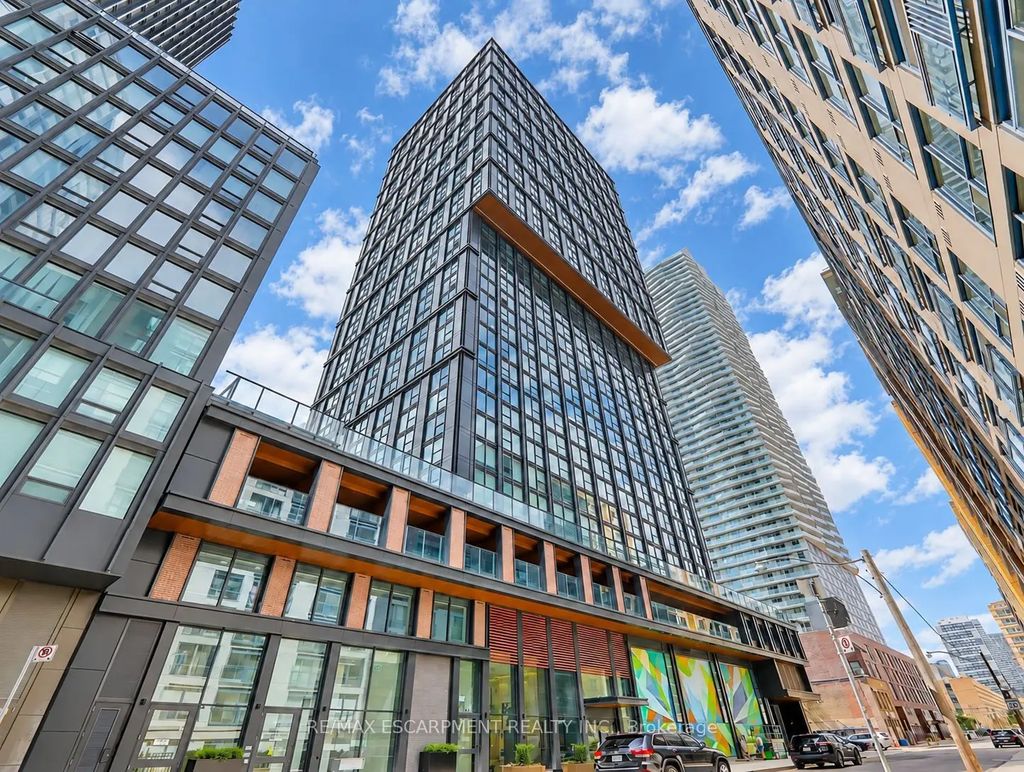 82 Dalhousie Street 1010, Toronto C08