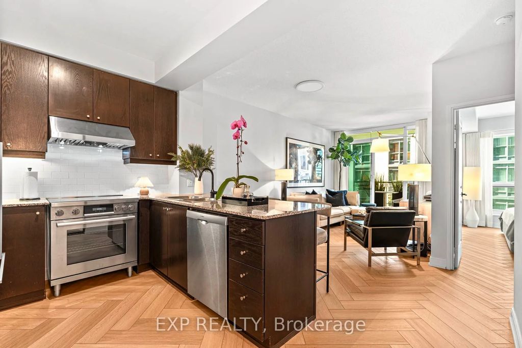 38 The Esplanade Avenue 604, Toronto C08
